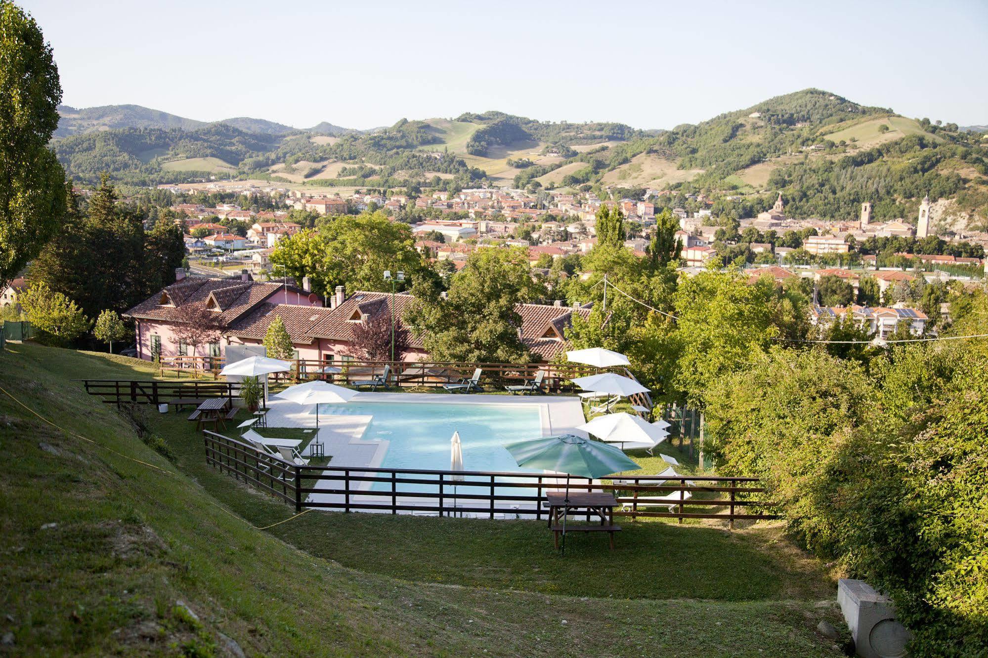 Country House Angelo Blu Urbania Exteriör bild