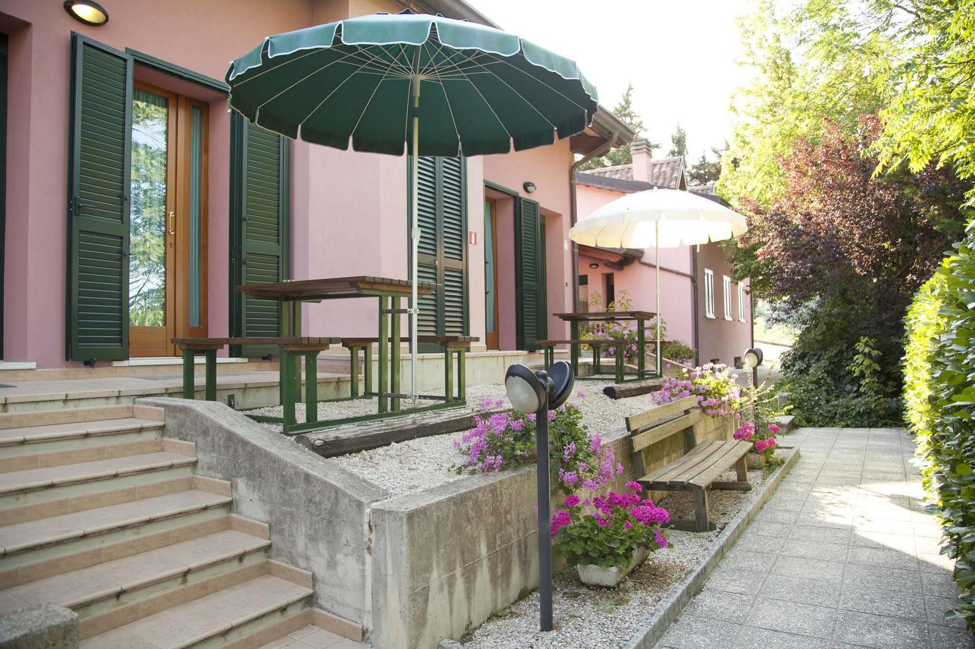 Country House Angelo Blu Urbania Exteriör bild